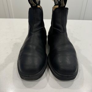 Blundstone Black Chisel Toe Boots